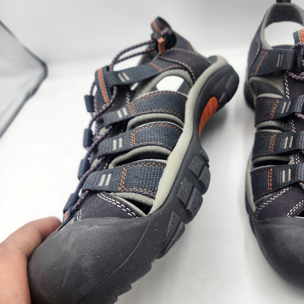 Keen Black and Gray Outdoor Sandals - Picture 4 of 10